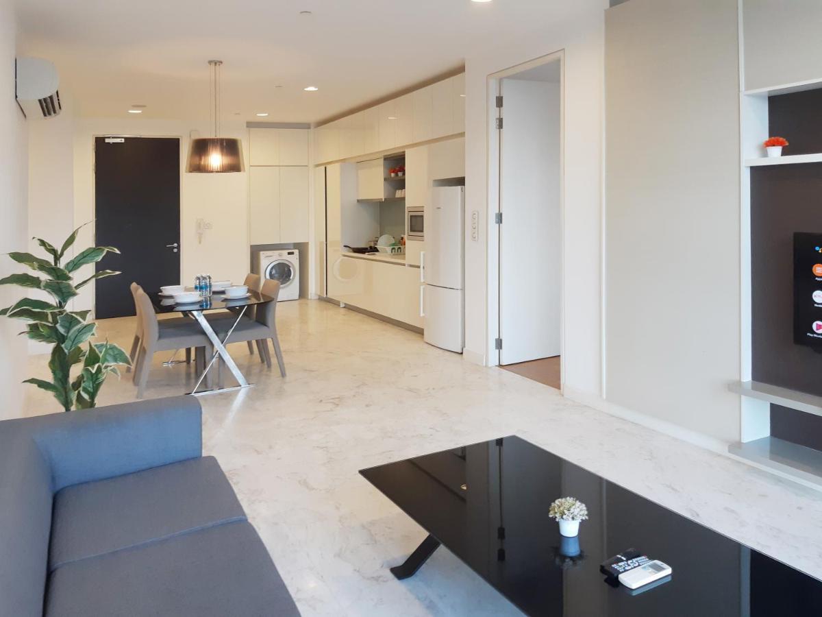 Homestay Serviced At Platinum Klcc Apartment